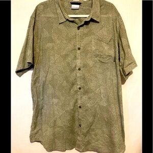 Columbia Men’s 2X Green Pattern Print Polyester Short Sleeve Button Up S…